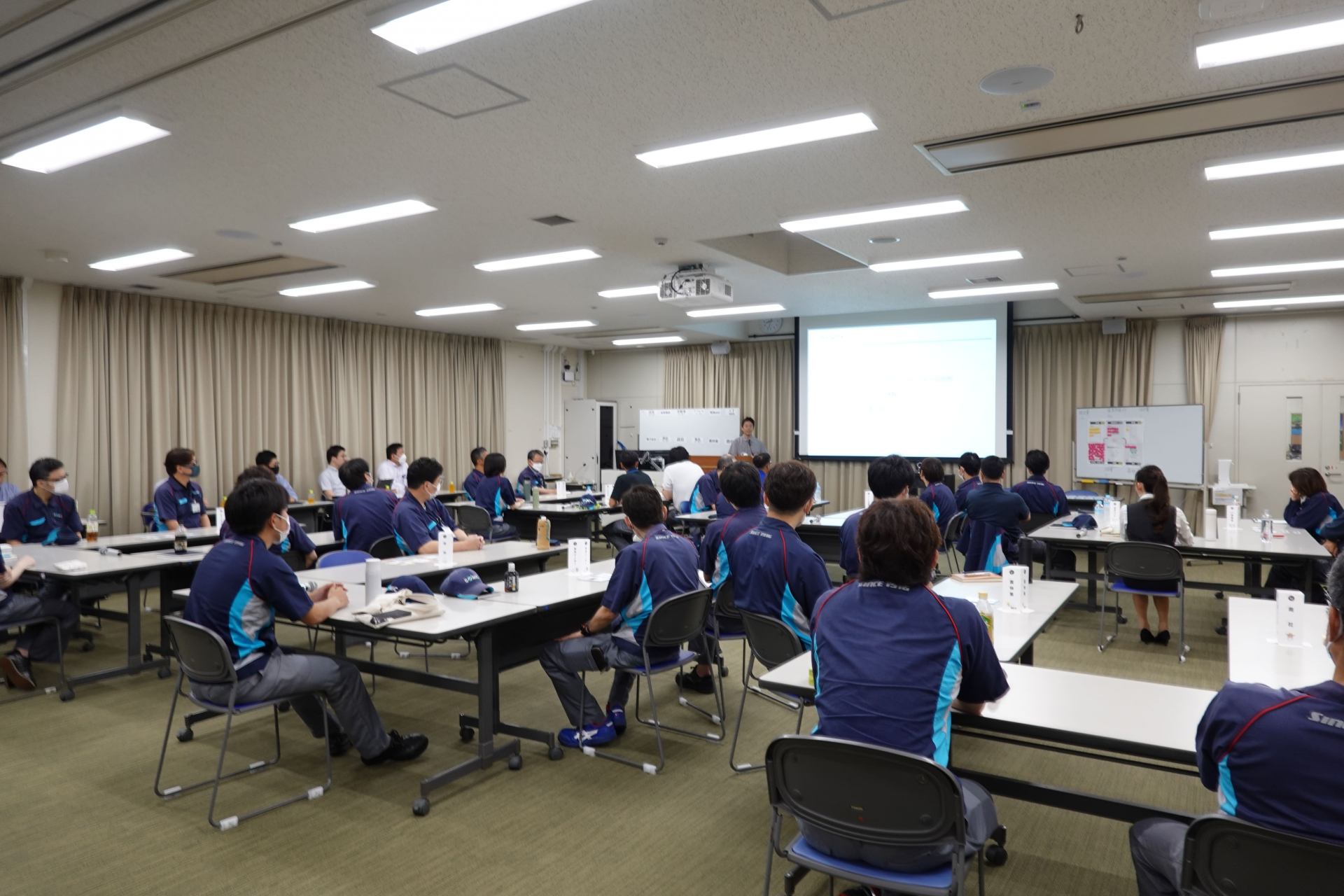 カーボンニュートラル研修の様子