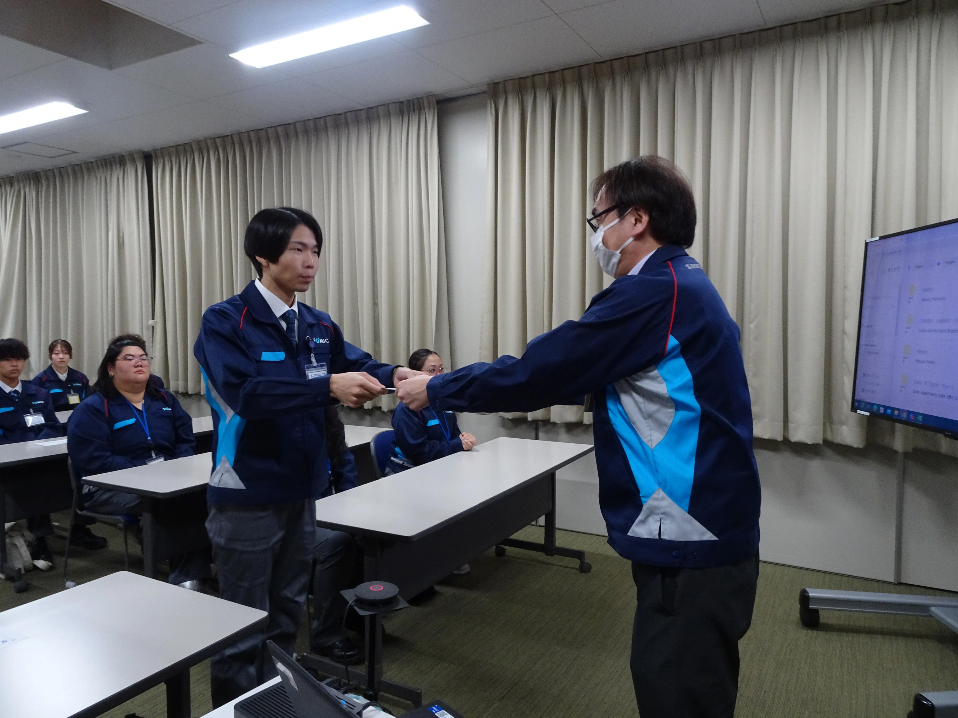 辞令交付式の様子