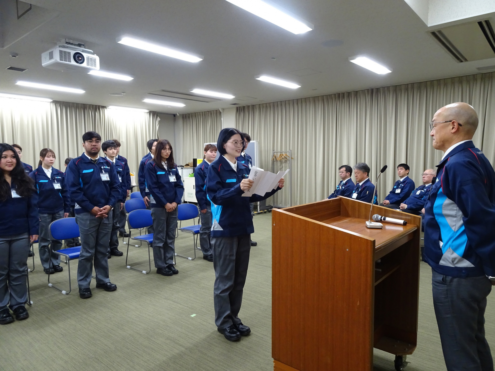 入社式の様子