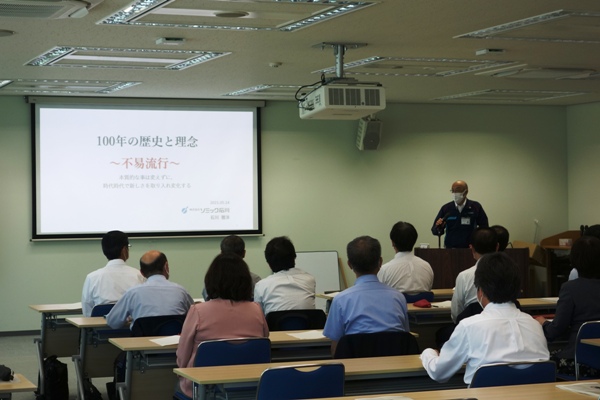 浜松市職員研修で、石川社長が講演しました